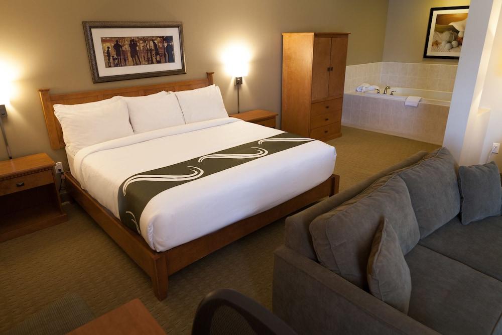 Quality Inn & Suites Amsterdam Fredericton Eksteriør billede