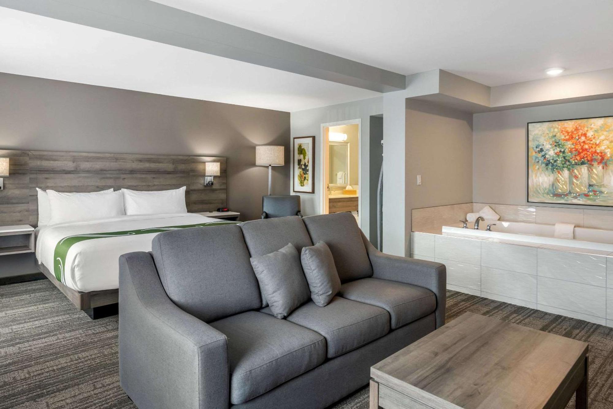 Quality Inn & Suites Amsterdam Fredericton Eksteriør billede
