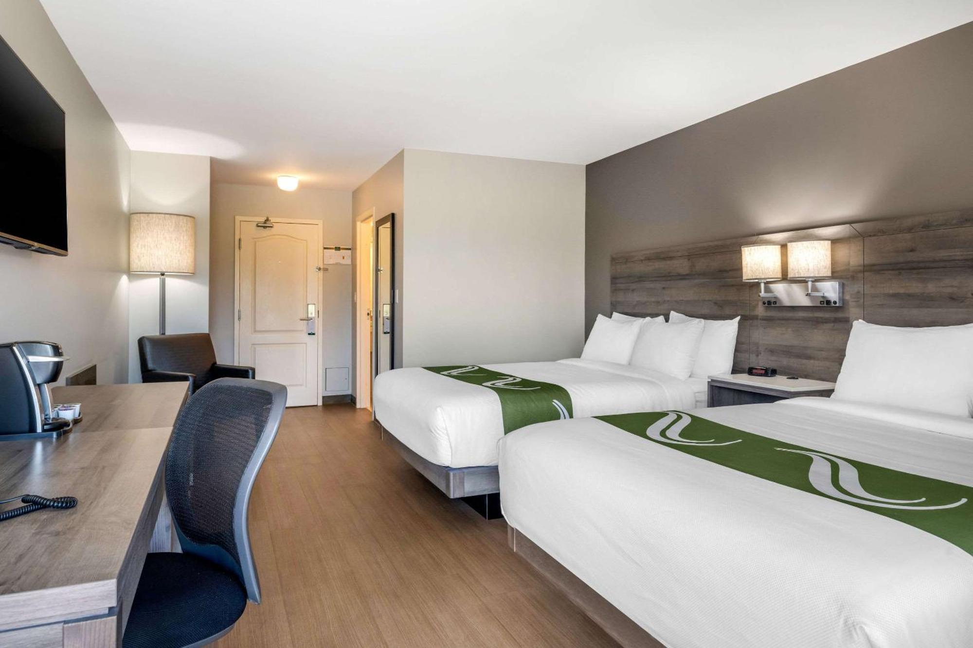Quality Inn & Suites Amsterdam Fredericton Eksteriør billede