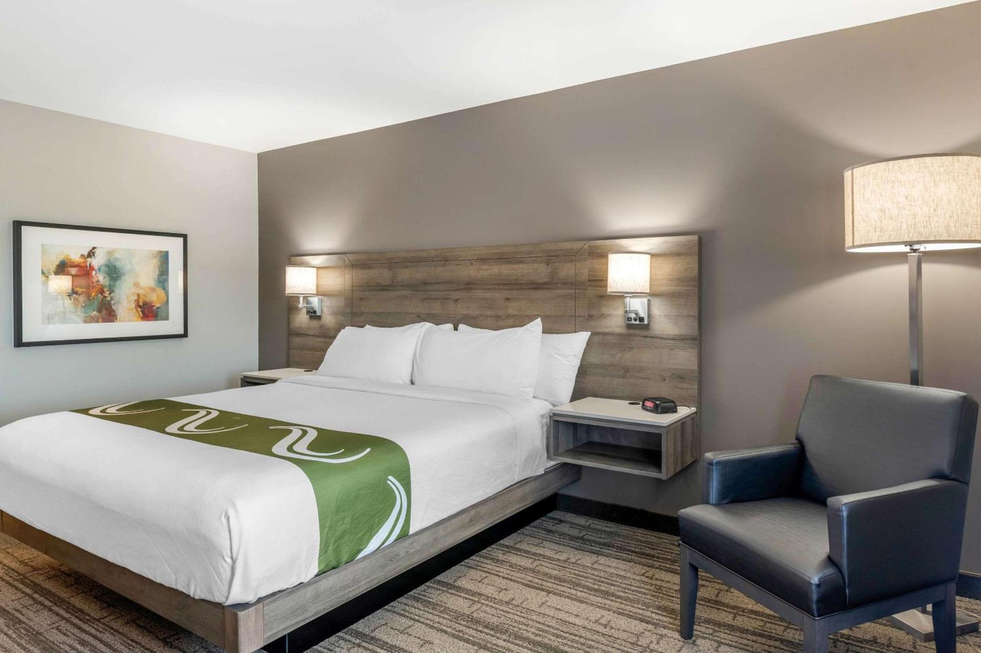 Quality Inn & Suites Amsterdam Fredericton Eksteriør billede