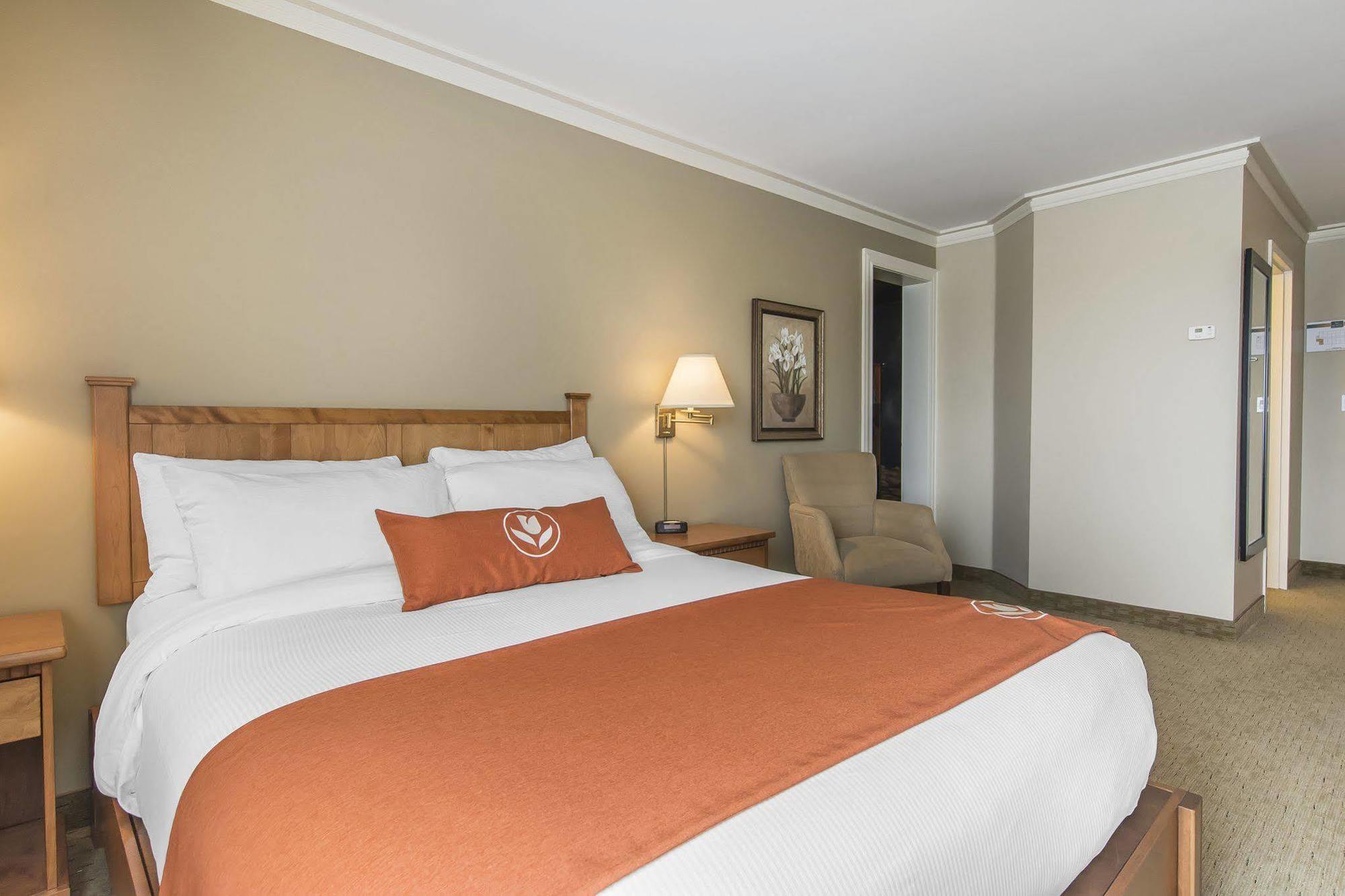 Quality Inn & Suites Amsterdam Fredericton Eksteriør billede